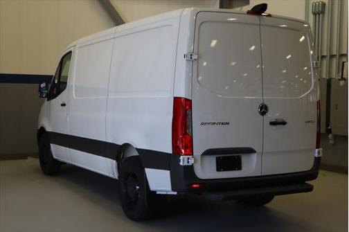 2025 Mercedes-Benz Sprinter 2500 Standard Roof