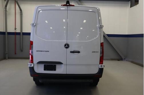 2025 Mercedes-Benz Sprinter 2500 Standard Roof