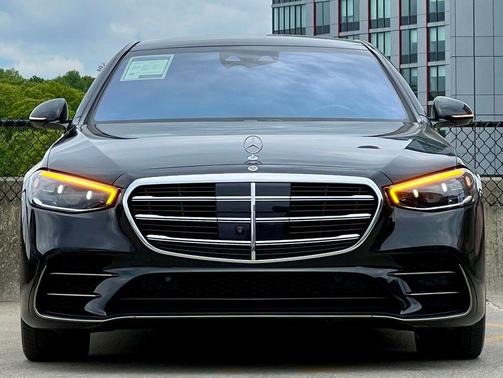 Obsidian Black Metallic 2023 Mercedes-Benz S-Class 4MATIC