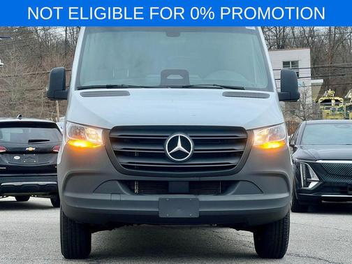 2025 Mercedes-Benz Sprinter 2500 Standard Roof