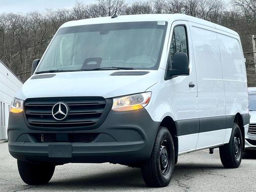 2025 Mercedes-Benz Sprinter 2500 Standard Roof