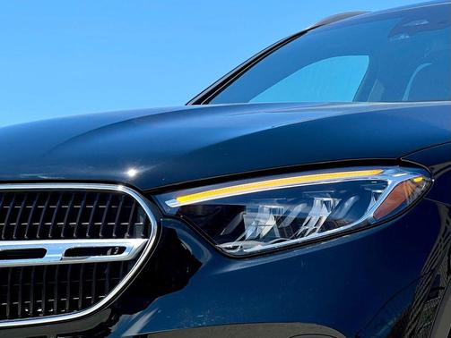 Black 2026 Mercedes-Benz GLC 300 4MATIC