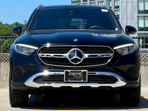 Black 2026 Mercedes-Benz GLC 300 4MATIC