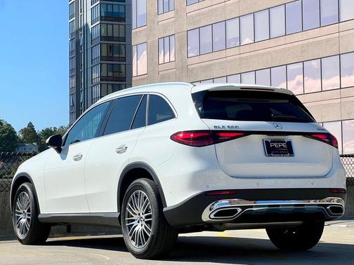 2025 Mercedes-Benz GLC 300 4MATIC