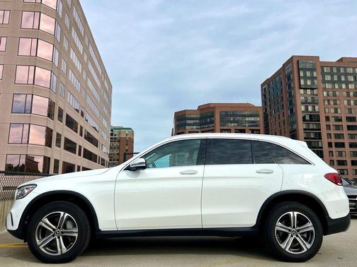 2022 Mercedes-Benz GLC 300 4MATIC