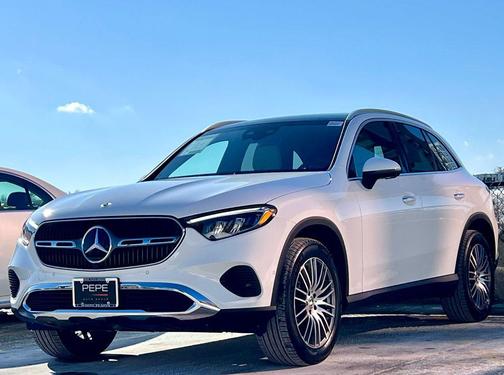 2026 Mercedes-Benz GLC 300 4MATIC