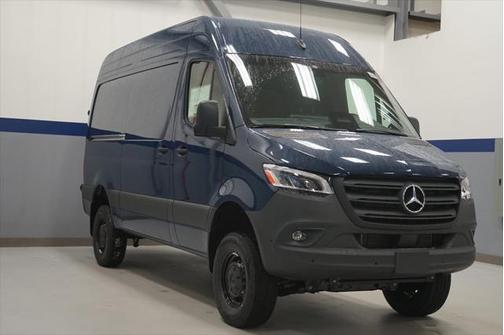 2025 Mercedes-Benz Sprinter 2500 Standard Roof