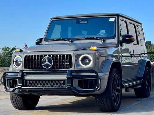 MANUFAKTUR Arabian Grey 2025 Mercedes-Benz AMG G 63 G 63 AMG