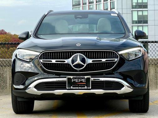 2025 Mercedes-Benz GLC 300 4MATIC