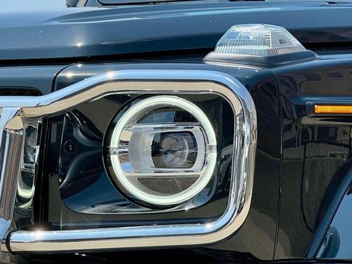 MANUFAKTUR Platinum Black Metallic 2023 Mercedes-Benz G-Class G 550 4MATIC