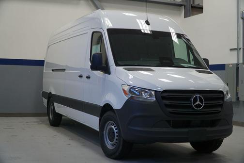 2025 Mercedes-Benz Sprinter 2500 High Roof