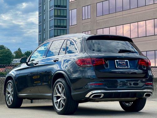 2022 Mercedes-Benz GLC 300 4MATIC