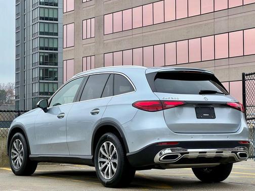 2025 Mercedes-Benz GLC 300 4MATIC