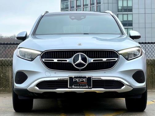 2025 Mercedes-Benz GLC 300 4MATIC