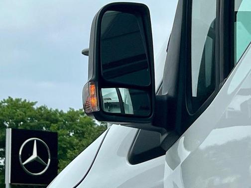 Arctic White 2025 Mercedes-Benz Sprinter 2500 High Roof
