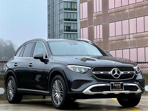 2026 Mercedes-Benz GLC 300 4MATIC