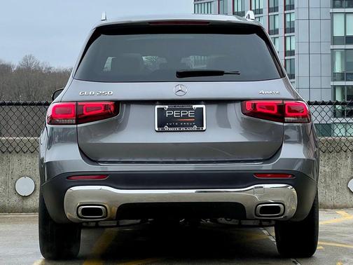 2022 Mercedes-Benz GLB 250 4MATIC