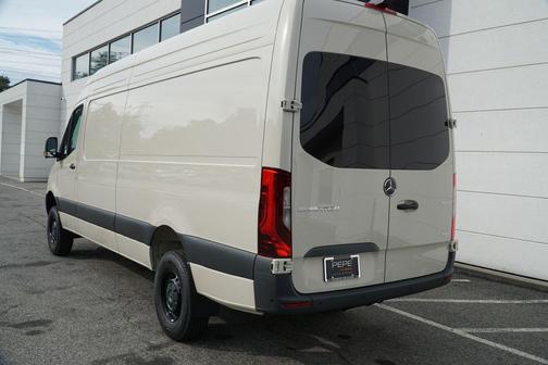 2025 Mercedes-Benz Sprinter 2500 Cargo 170 WB