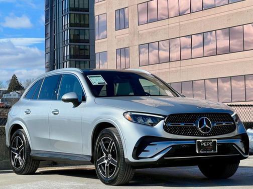 2026 Mercedes-Benz GLC 300 4MATIC
