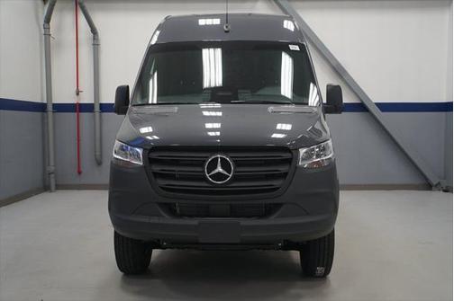 2025 Mercedes-Benz Sprinter 2500 Standard Roof