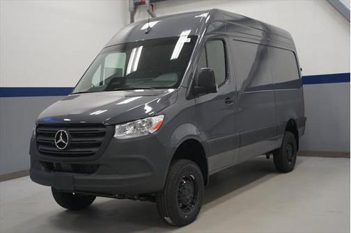 2025 Mercedes-Benz Sprinter 2500 Standard Roof
