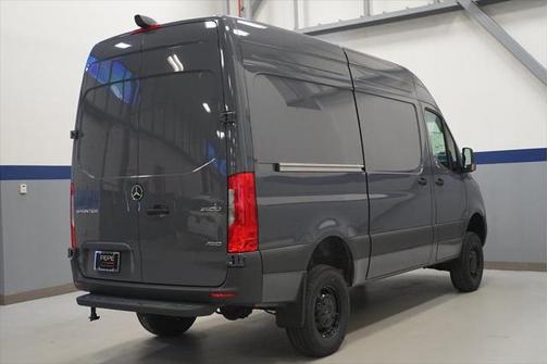 2025 Mercedes-Benz Sprinter 2500 Standard Roof