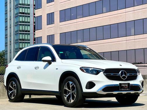 2025 Mercedes-Benz GLC 350e Base