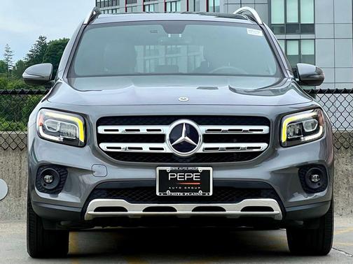 Mountain Grey Metallic 2021 Mercedes-Benz GLB 250 4MATIC