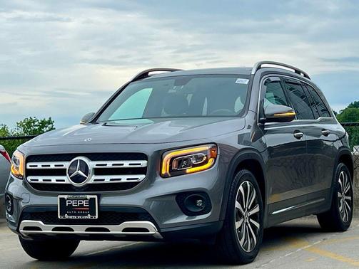 Mountain Grey Metallic 2021 Mercedes-Benz GLB 250 4MATIC