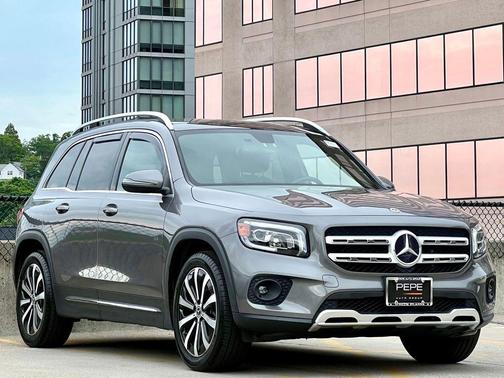 Mountain Grey Metallic 2021 Mercedes-Benz GLB 250 4MATIC