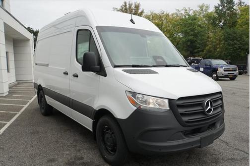 2025 Mercedes-Benz Sprinter 2500 Standard Roof