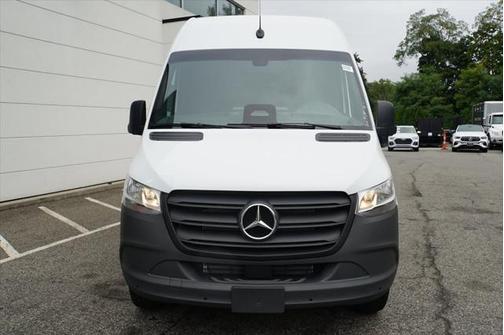 2025 Mercedes-Benz Sprinter 2500 Standard Roof