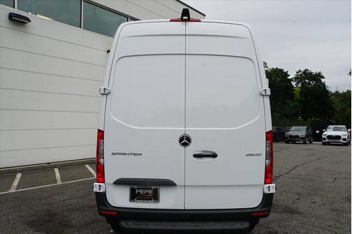 2025 Mercedes-Benz Sprinter 2500 Standard Roof