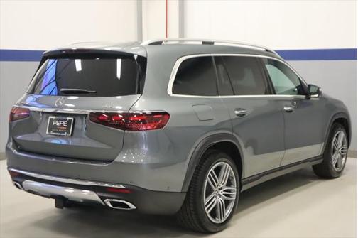 2025 Mercedes-Benz GLS 450 4MATIC