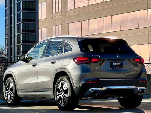 2026 Mercedes-Benz GLA 250 4MATIC