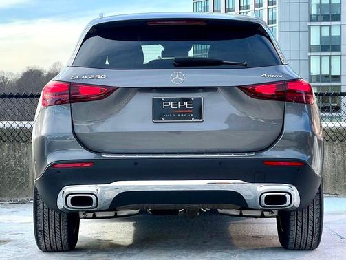 2026 Mercedes-Benz GLA 250 4MATIC