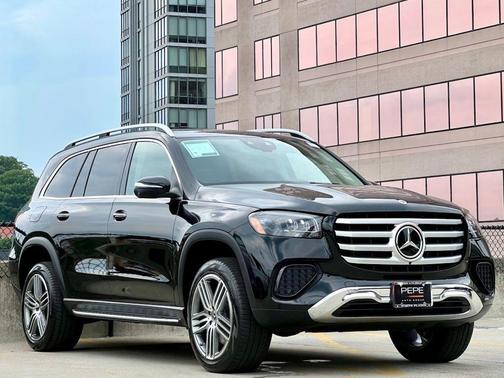 Black 2026 Mercedes-Benz GLS 450 4MATIC