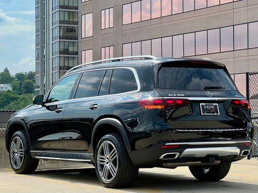 Black 2026 Mercedes-Benz GLS 450 4MATIC
