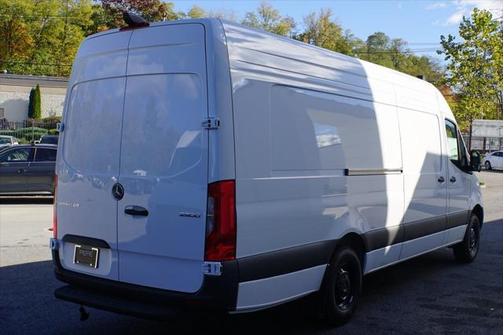 2025 Mercedes-Benz Sprinter 2500 High Roof