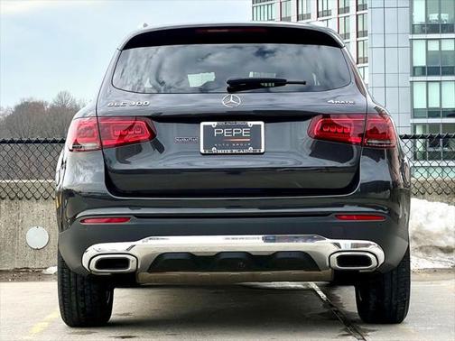 2022 Mercedes-Benz GLC 300 4MATIC