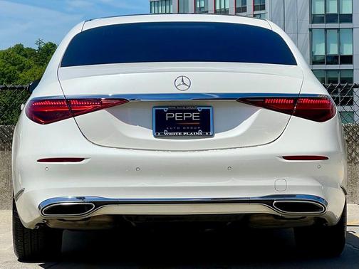 MANUFAKTUR Diamond White 2022 Mercedes-Benz S-Class 4MATIC
