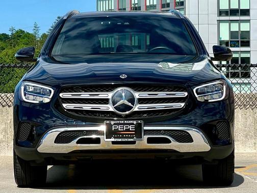 Black 2022 Mercedes-Benz GLC 300 4MATIC