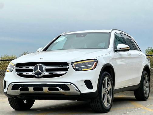 Polar White 2022 Mercedes-Benz GLC 300 4MATIC