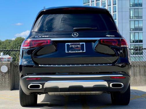 2023 Mercedes-Benz GLS 450 4MATIC