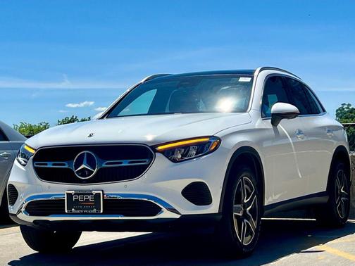 Polar White 2026 Mercedes-Benz GLC 300 4MATIC