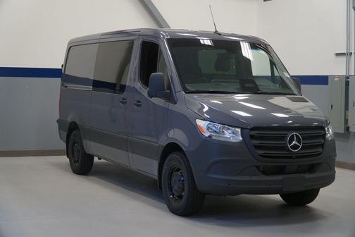 2026 Mercedes-Benz Sprinter 2500 Crew 144 WB