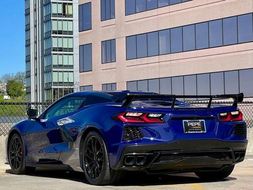 Hysteria Purple Metallic 2025 Chevrolet Corvette Stingray w/3LT