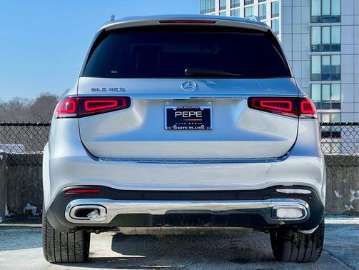 2022 Mercedes-Benz GLS 450 4MATIC