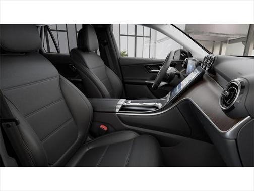 2025 Mercedes-Benz GLC 350e Base
