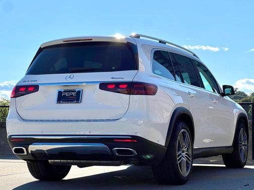 2025 Mercedes-Benz GLS 450 4MATIC